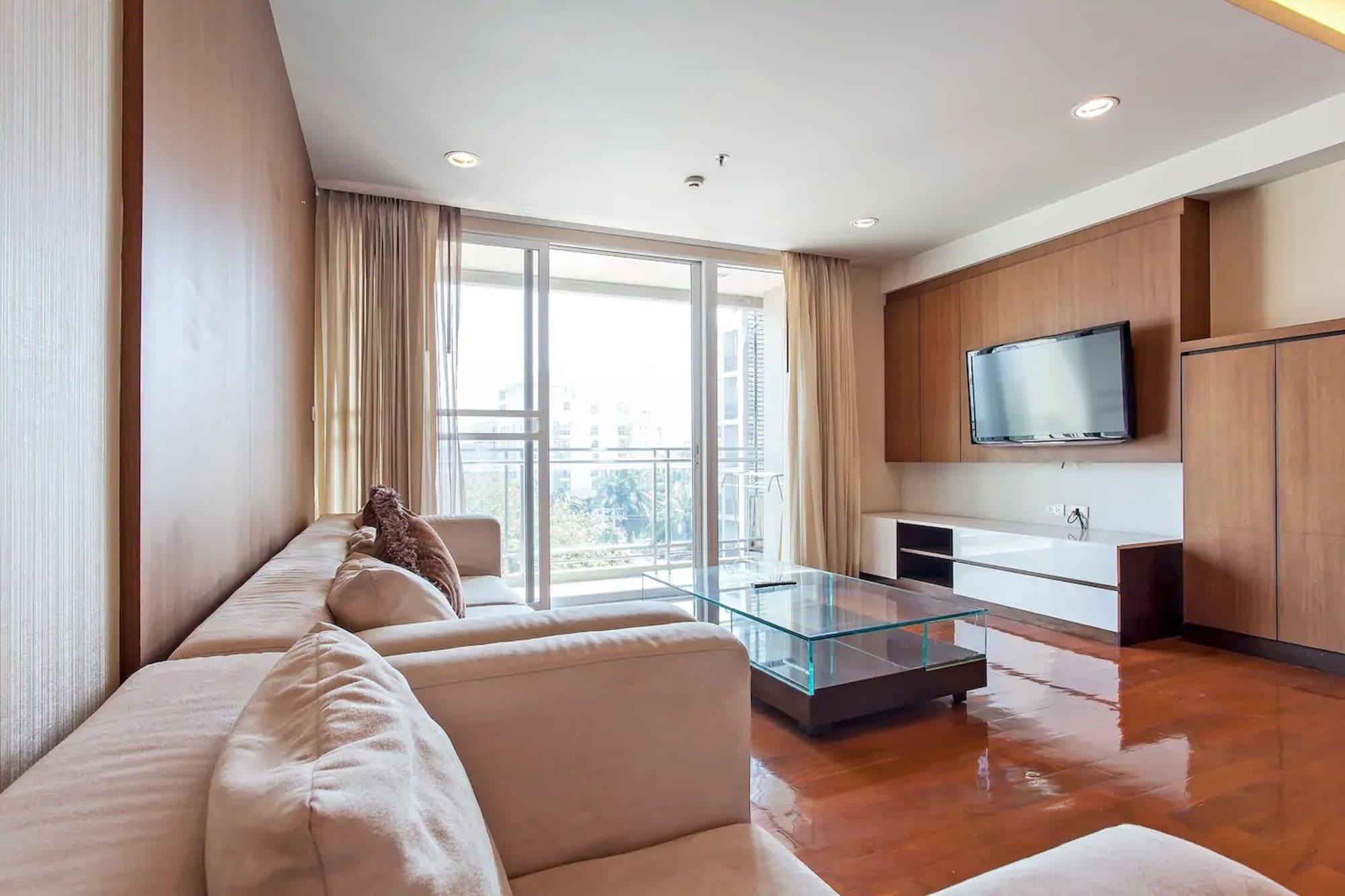 Double Trees Residence Bangkok Bagian luar foto