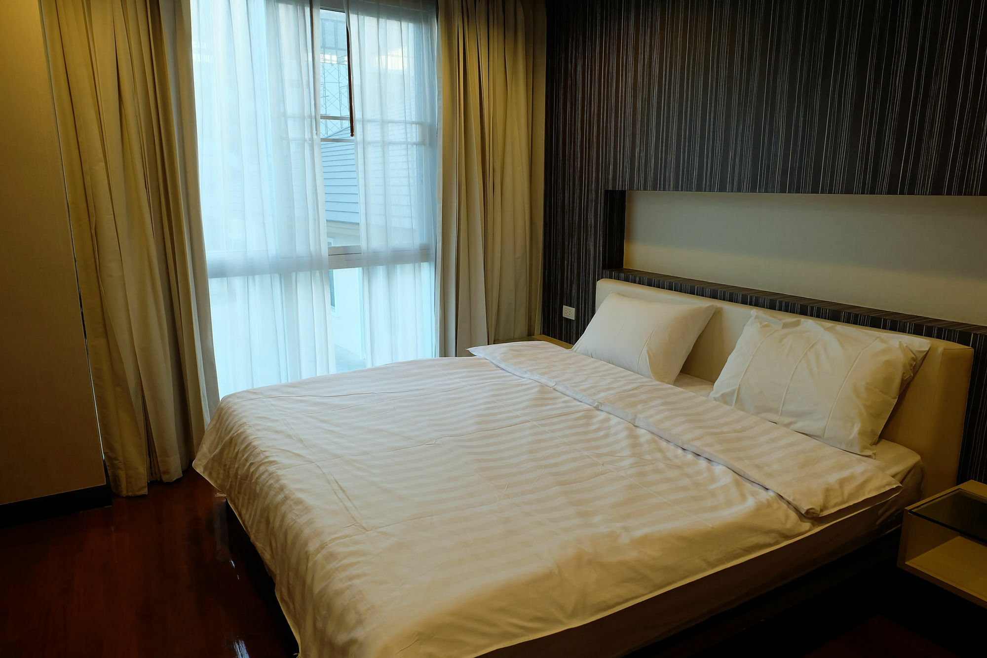 Double Trees Residence Bangkok Bagian luar foto