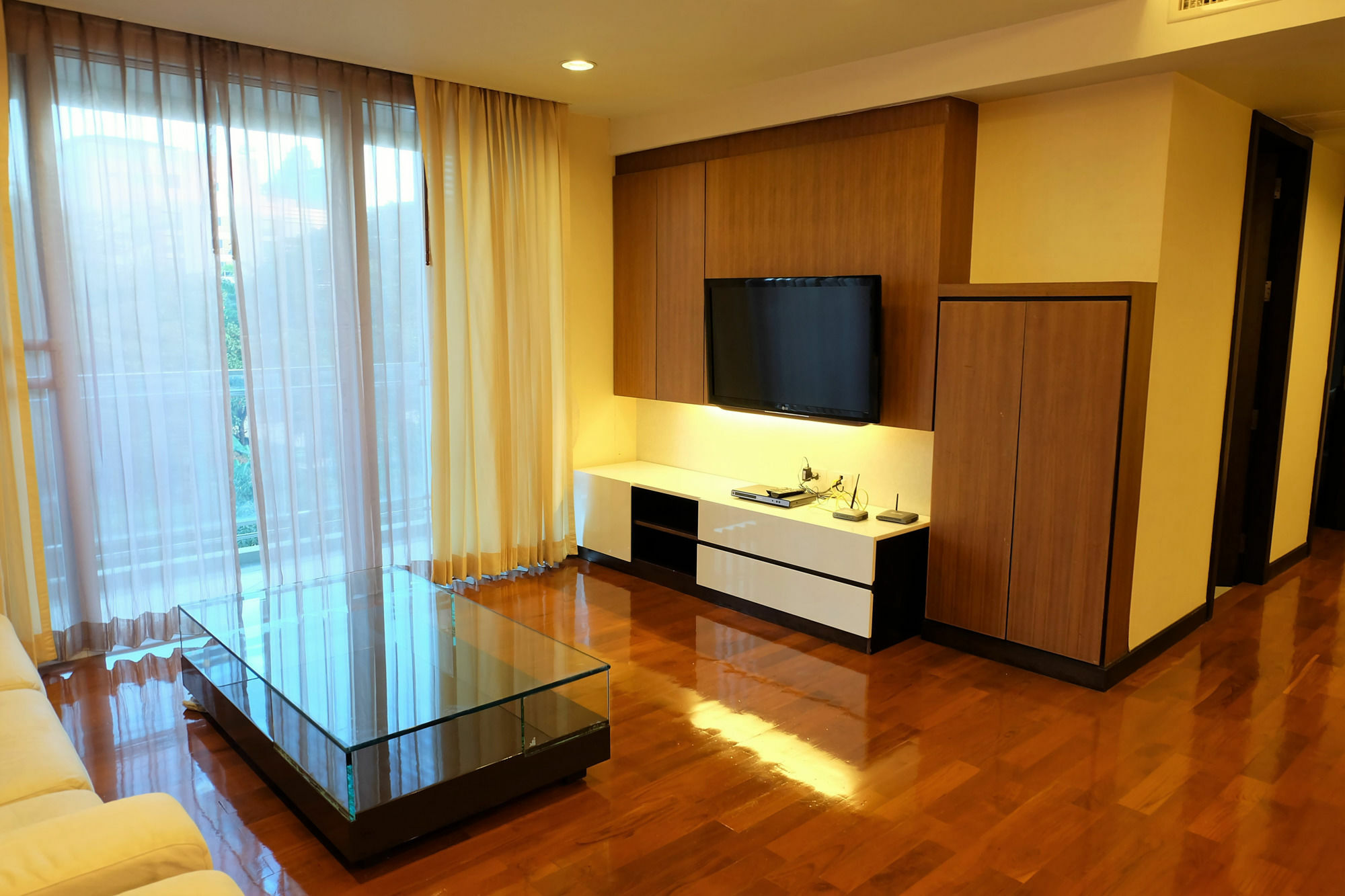 Double Trees Residence Bangkok Bagian luar foto