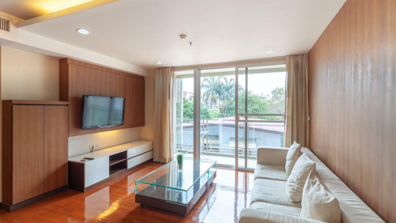 Double Trees Residence Bangkok Bagian luar foto
